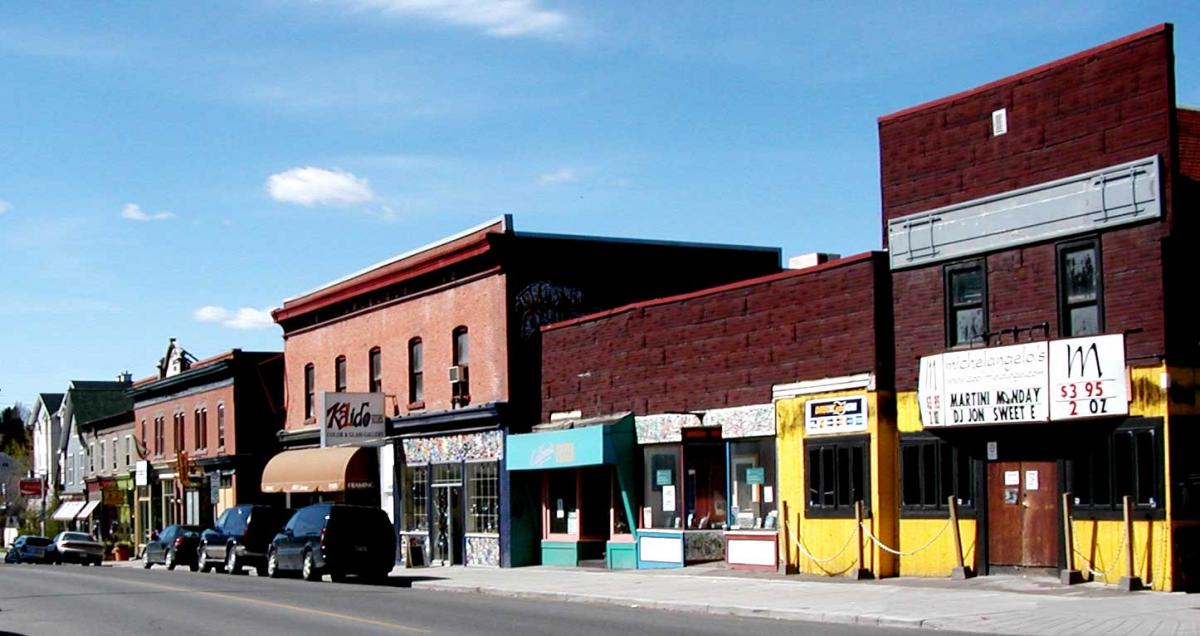 in tack heritage street