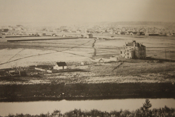 1895 Laundry Day 1895 Laundry Day